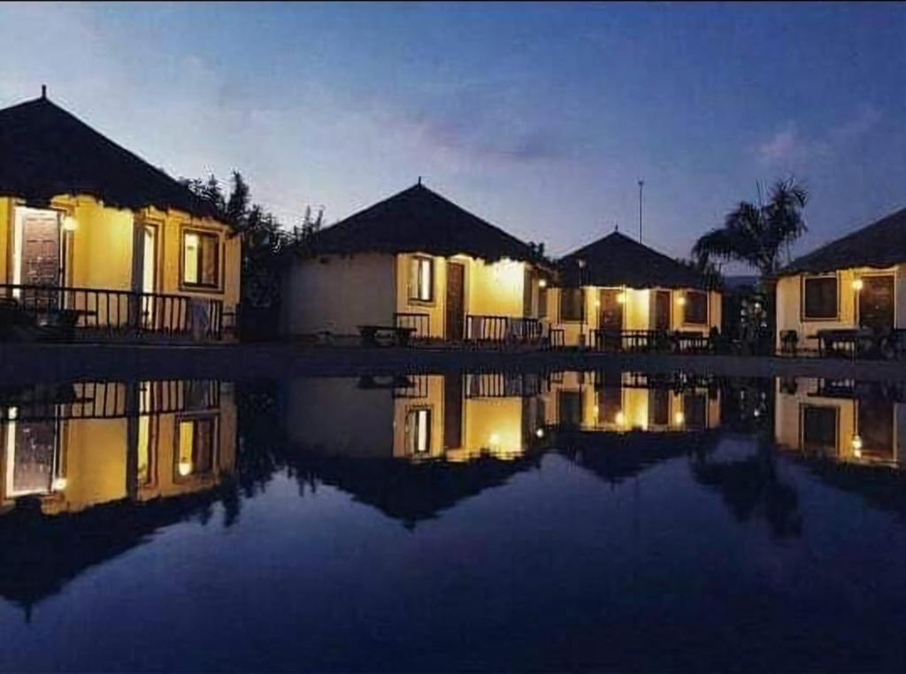 The Village Resort Kodae Bagian luar foto