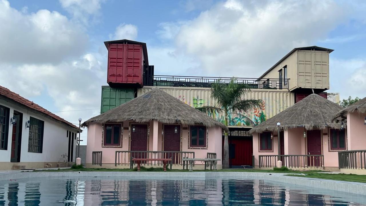 The Village Resort Kodae Bagian luar foto